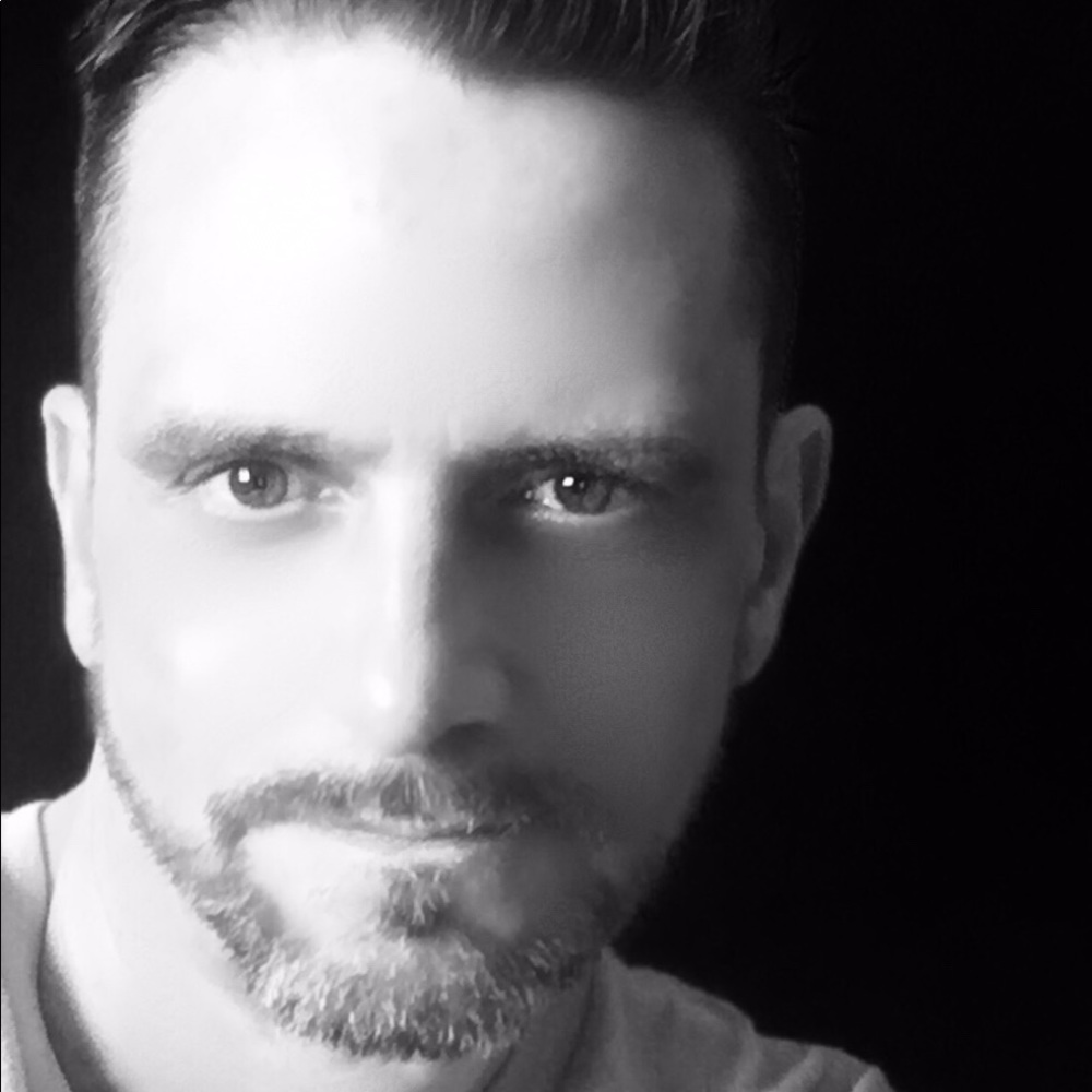 Meet your Posher, Troy